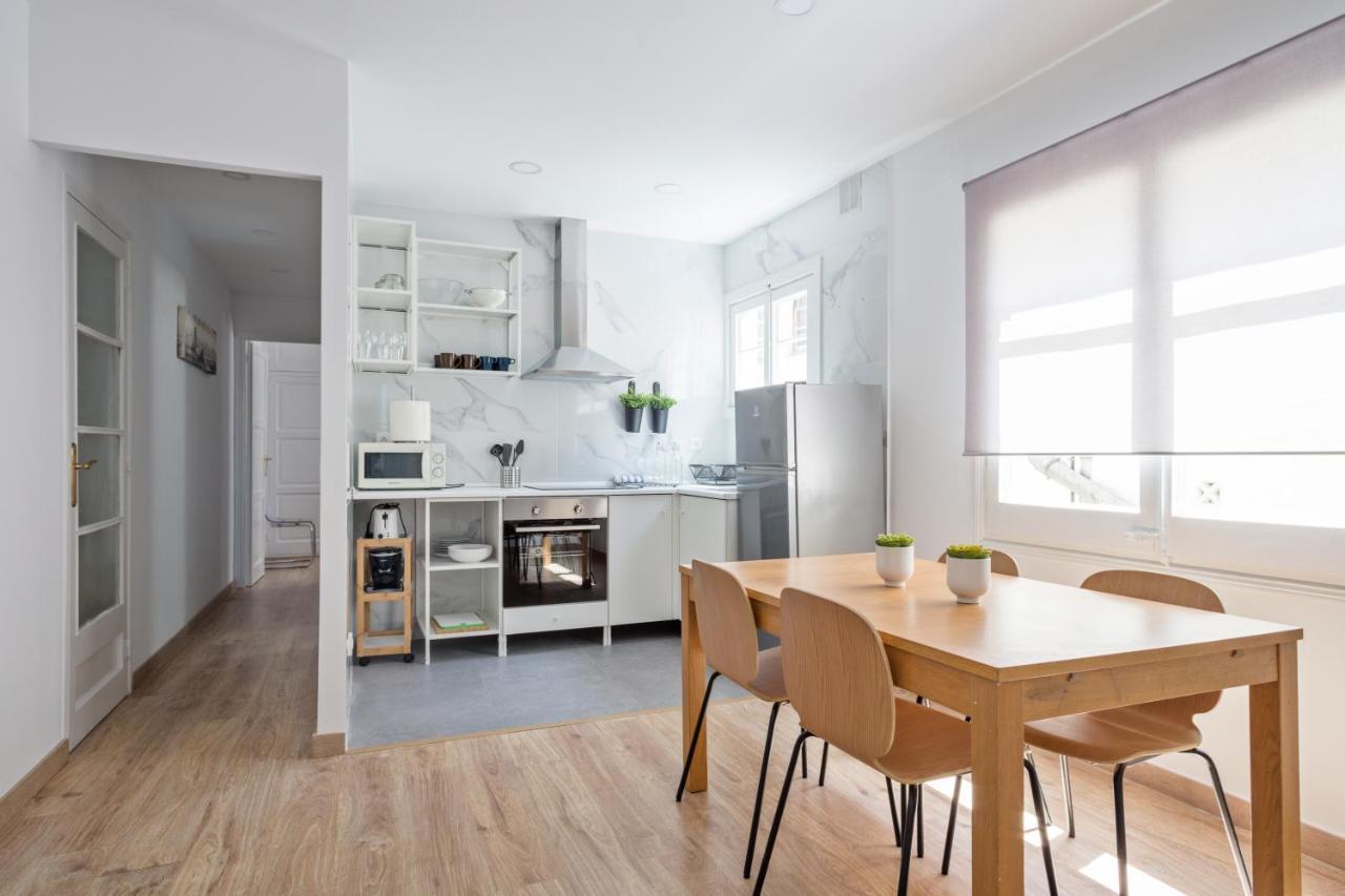 Blau Atic Apartment 巴塞罗那 外观 照片